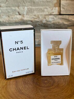 Chanel  N5 Mini Eau de Parfum 1.5ml